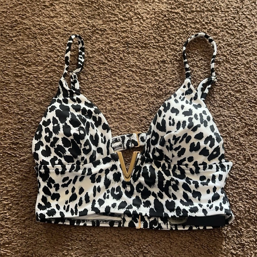 Victorias Secret Black and White Leopard Print Women's Swimsuit Top Small